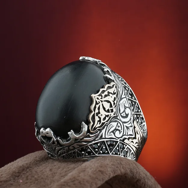 Black Agate Stone-set Special Design Mikro Zircon Stone Engraved Silver Ring