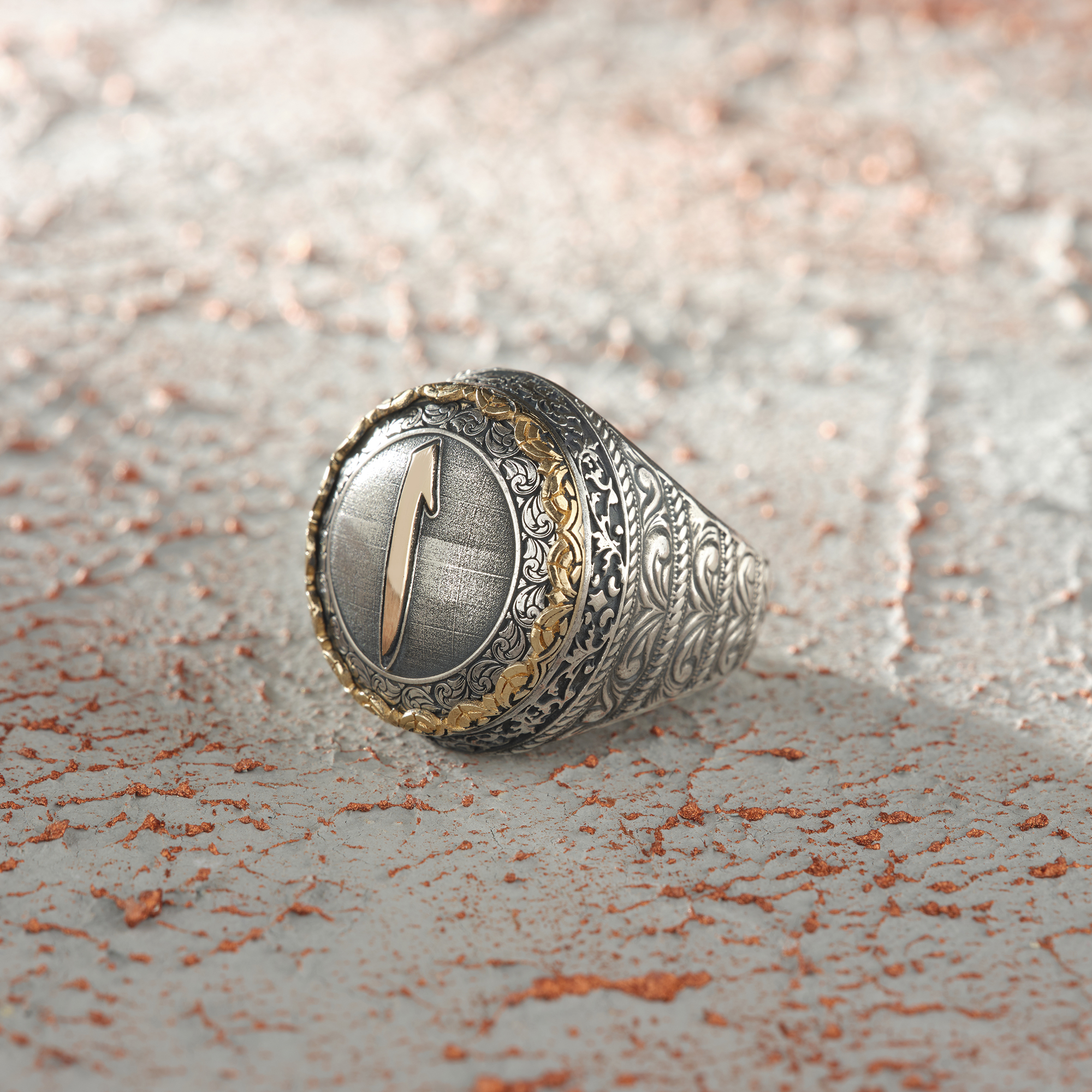 Engraving Engraved Oval Alif