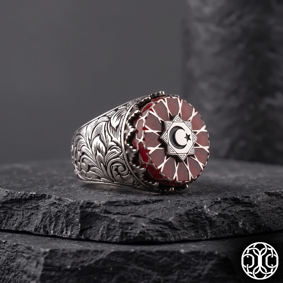 Star and Crescent Red Stone-set Engraving Engraved Silver Ring